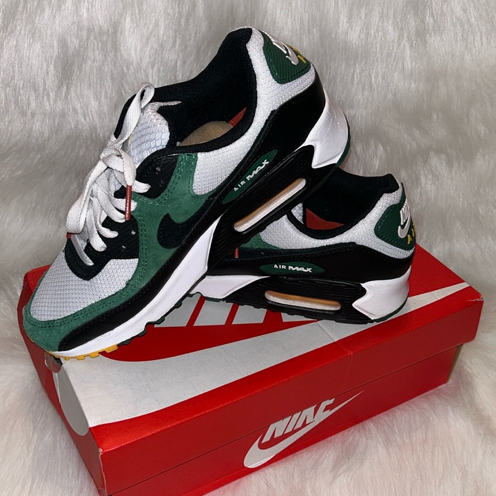 Nike Air Max 90 "Nike U" Men's Shoes